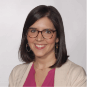 Fotografía de una docente vinculada al Colegio Internacional G Nicoli.