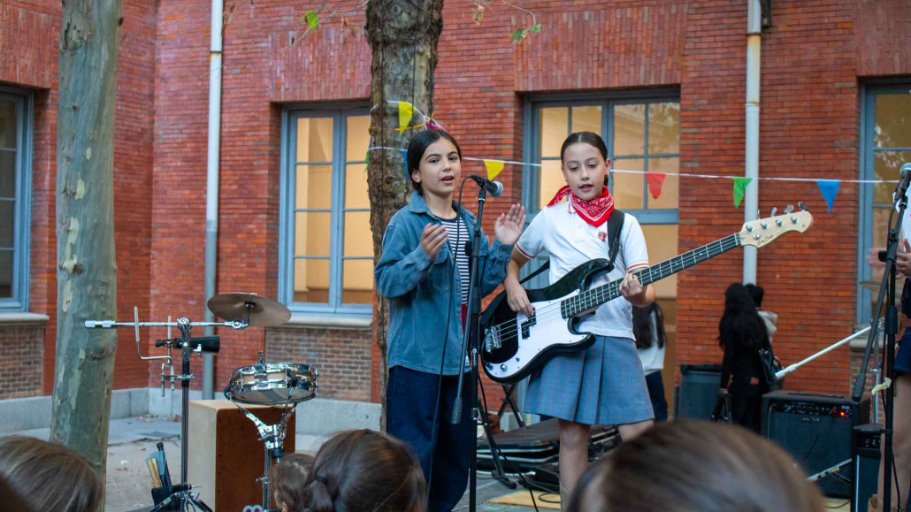 alumnas cantando concierto encuentro chamberí 2026