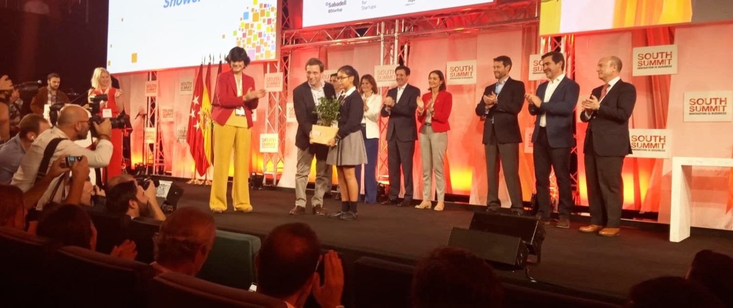 Acto de entrega de reconocimientos a proyectos presentados por el Colegio Internacional G Nicoli
